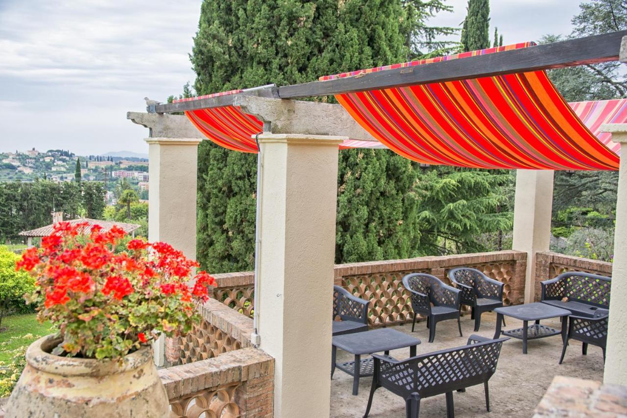 Aec Village Vacances - Les Cedres Grasse Exterior photo