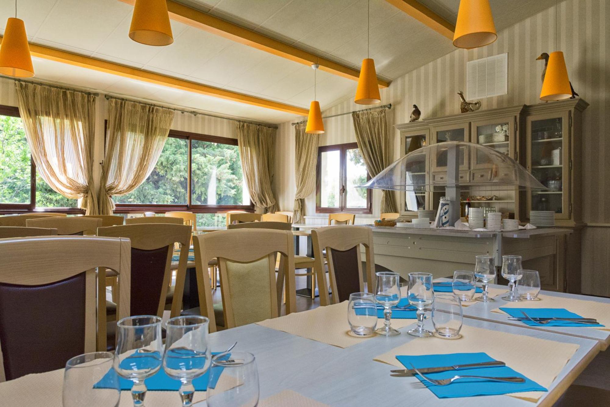 Aec Village Vacances - Les Cedres Grasse Exterior photo